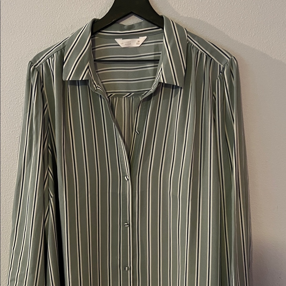 LC Lauren Conrad Plus Blue Striped Button-Up Shirt